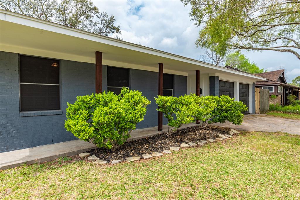 718 Alyse Street, Deer Park, Texas image 4