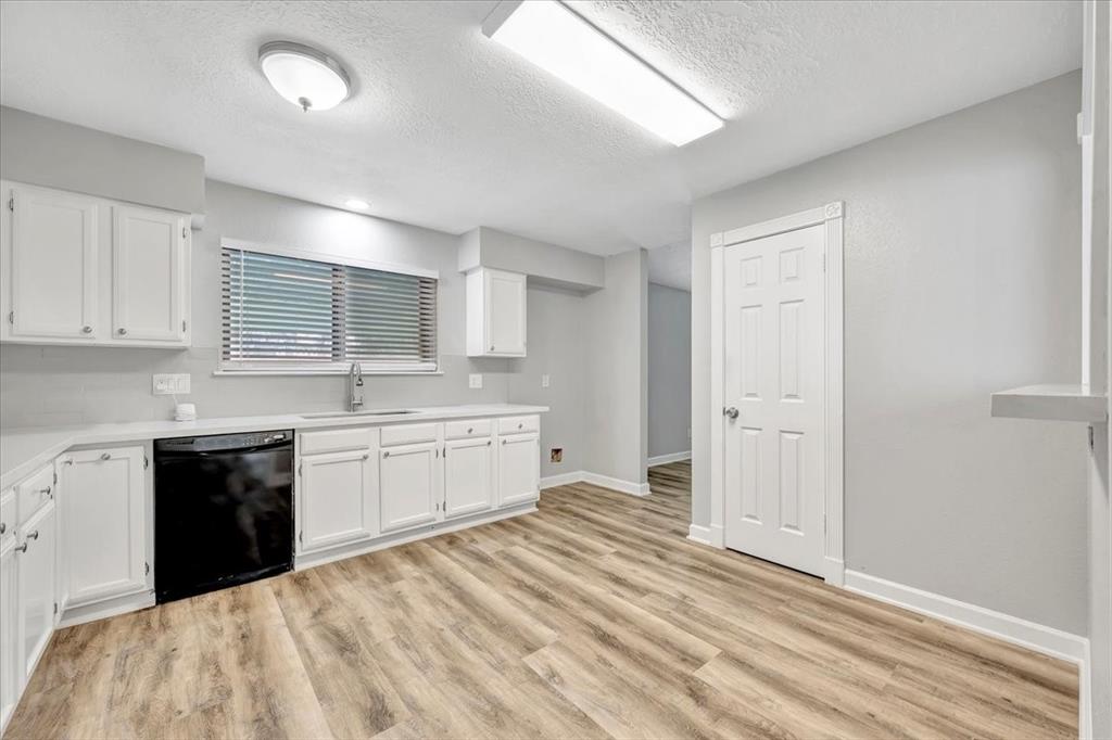 2502 Bisontine Street, Friendswood, Texas image 14
