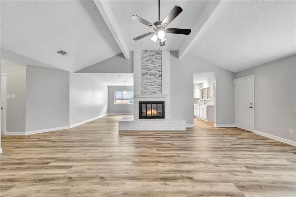 2502 Bisontine Street, Friendswood, Texas image 10
