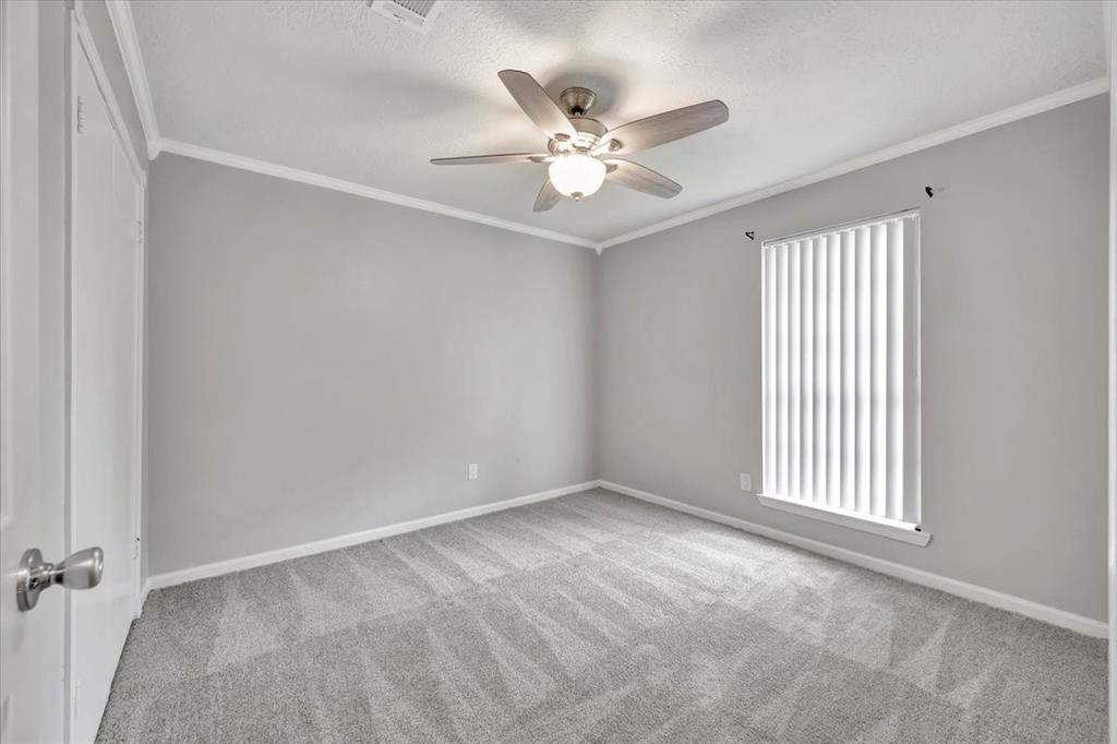 2502 Bisontine Street, Friendswood, Texas image 23