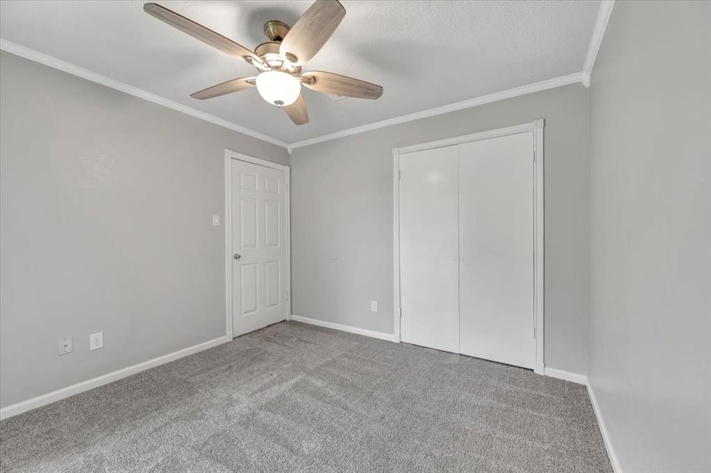 2502 Bisontine Street, Friendswood, Texas image 22