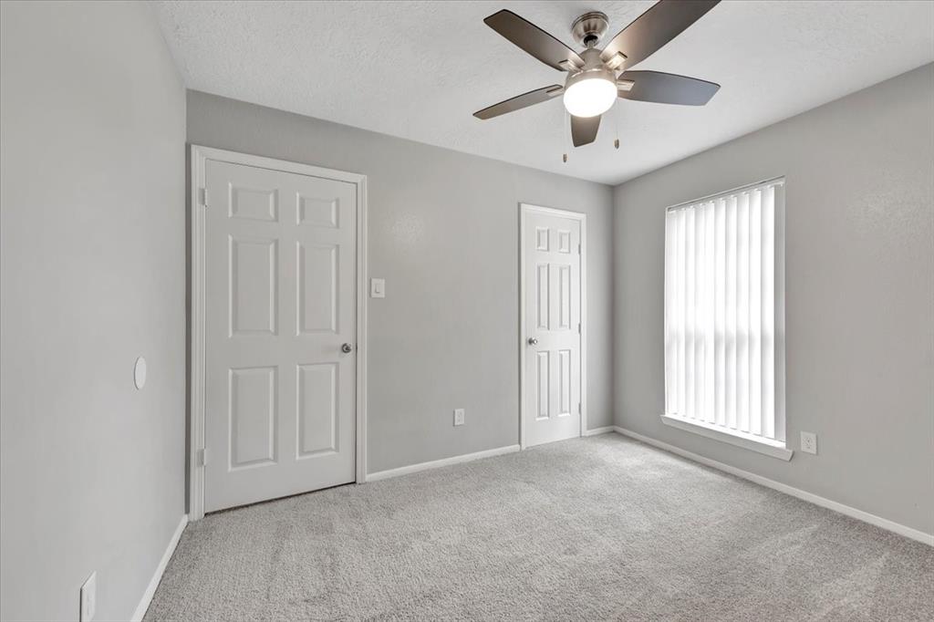 2502 Bisontine Street, Friendswood, Texas image 25