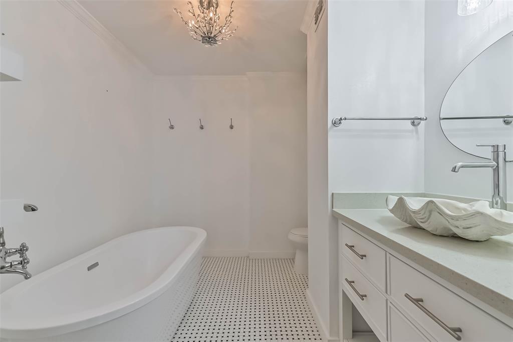 7516 Stewart Road, Galveston, Texas image 23