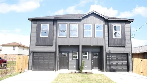 9811 Richcroft Street Houston TX 77029