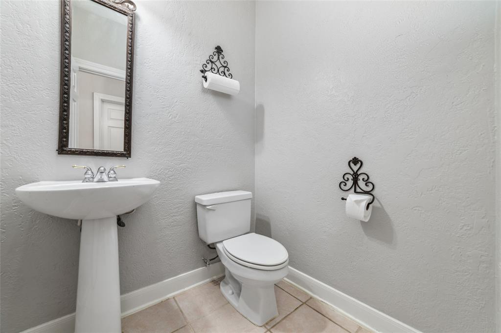 20518 Cypresswood Meadows Drive, Spring, Texas image 27