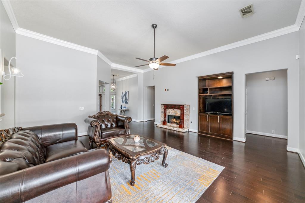 20518 Cypresswood Meadows Drive, Spring, Texas image 16