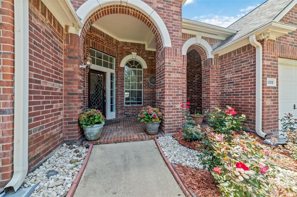 20518 Cypresswood Meadows Drive, Spring, Texas image 4