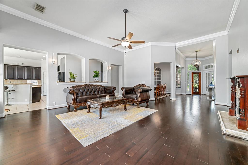 20518 Cypresswood Meadows Drive, Spring, Texas image 15