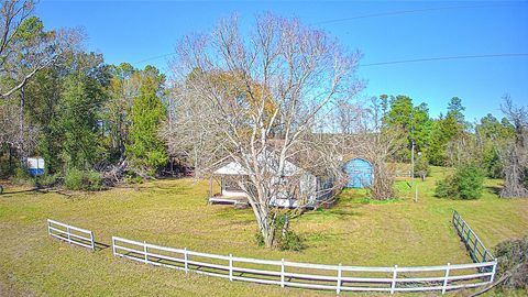Photo of 2764 Richardson Road E, Livingston, TX 77351 (MLS # 29202235)