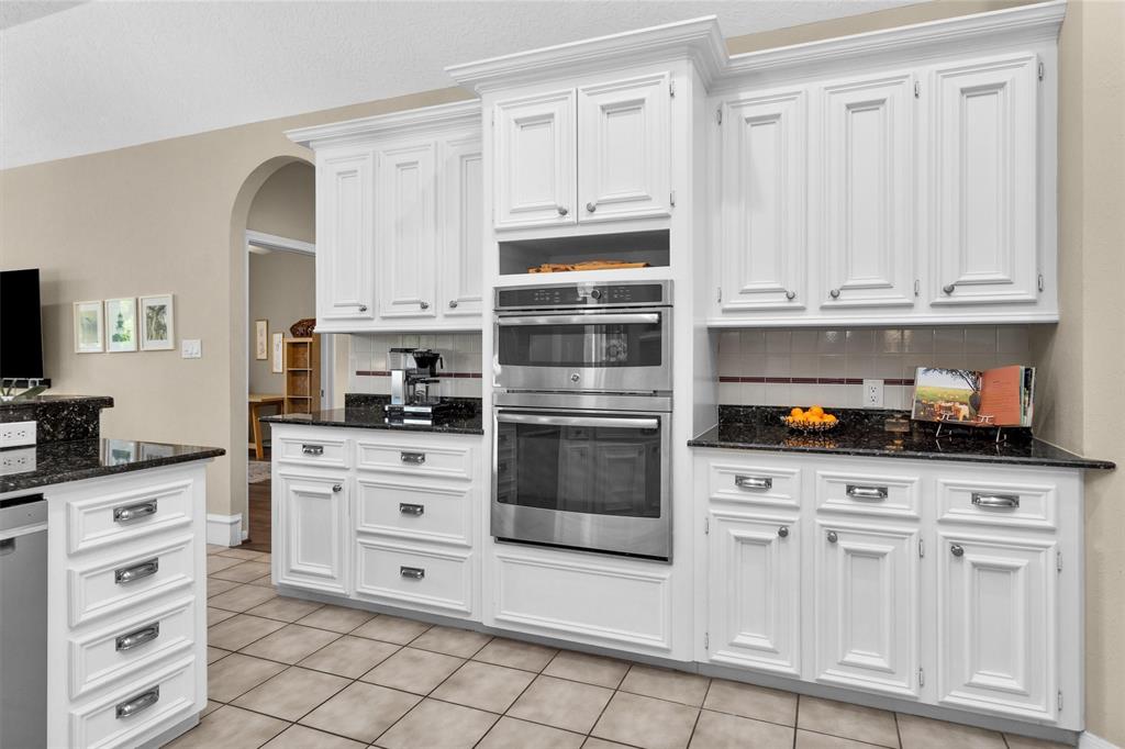 39 Wedgewood Boulevard, Conroe, Texas image 15