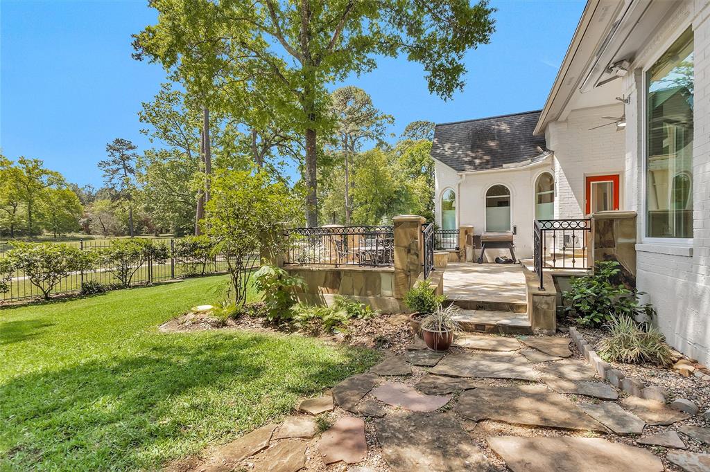 39 Wedgewood Boulevard, Conroe, Texas image 37