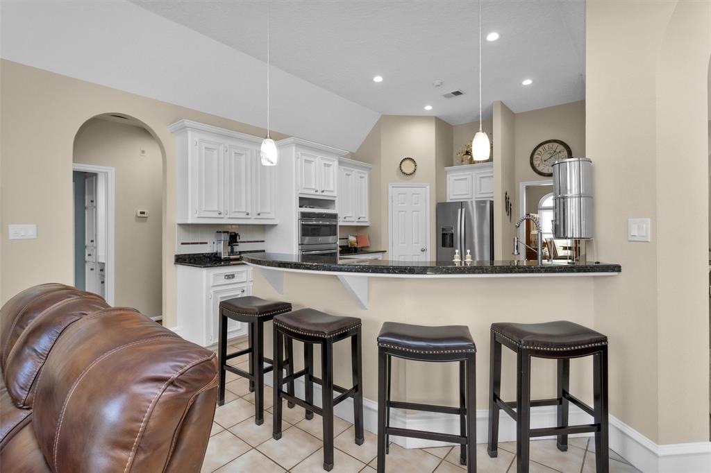39 Wedgewood Boulevard, Conroe, Texas image 13