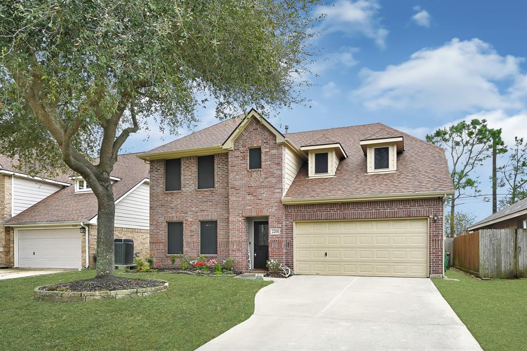 2206 Stoney Brook Drive, Deer Park, Texas image 2