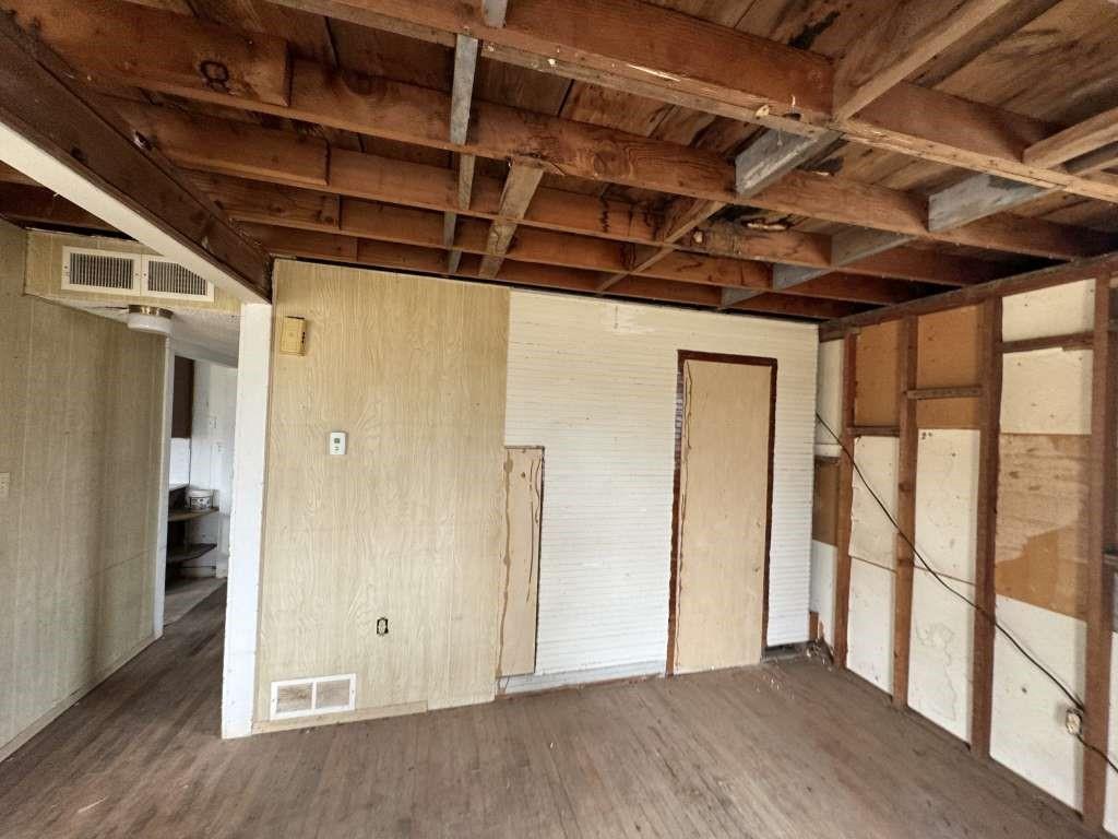 409 Lindberg Street, Skellytown, Texas image 5