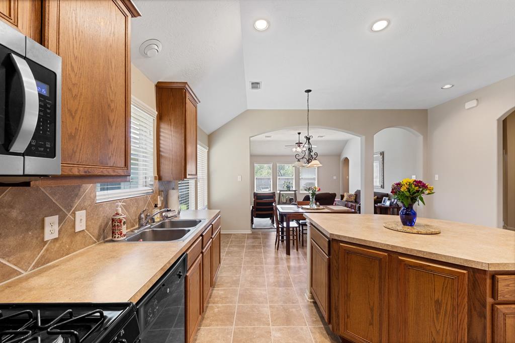 2831 Long Grove Lane, Richmond, Texas image 11