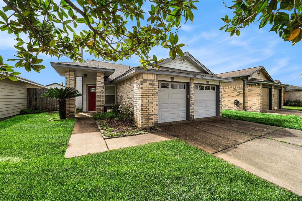 11819 Oakner Drive, Tomball, Texas image 1
