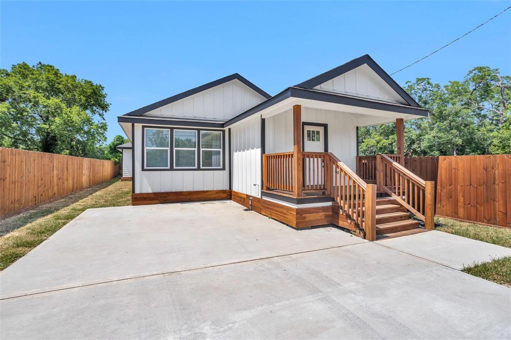 0 & 217 Basswood Street