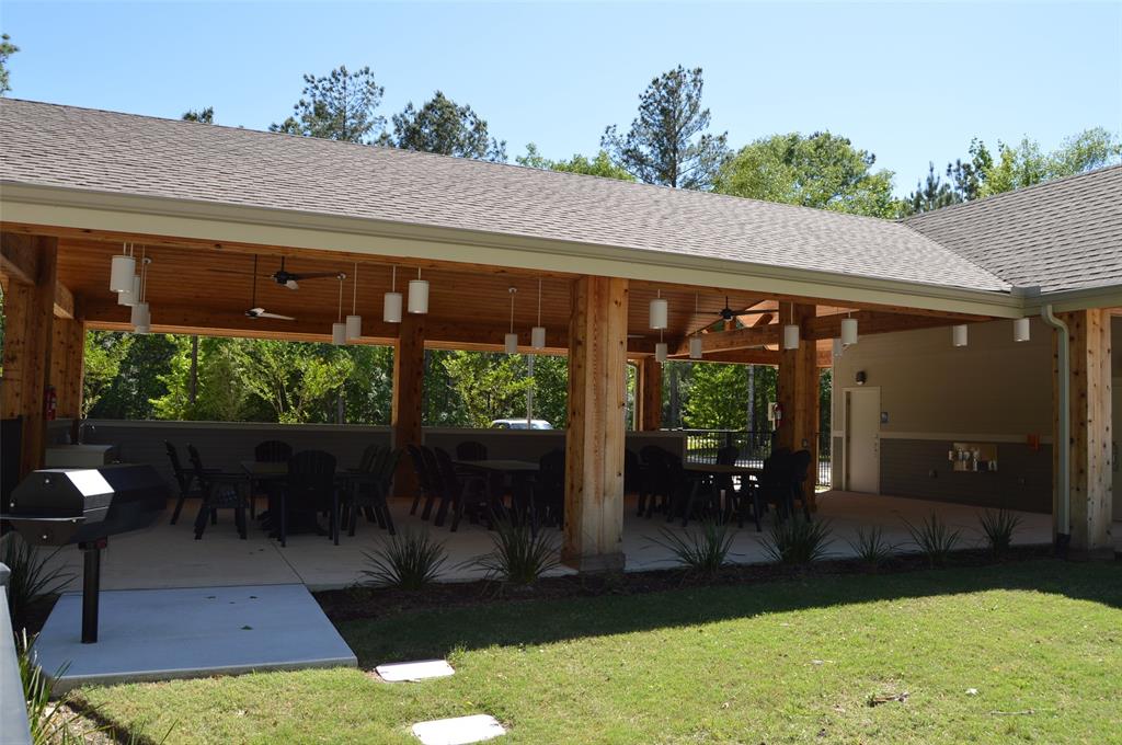 17905 Chestnut Drive, Waller, Texas image 8