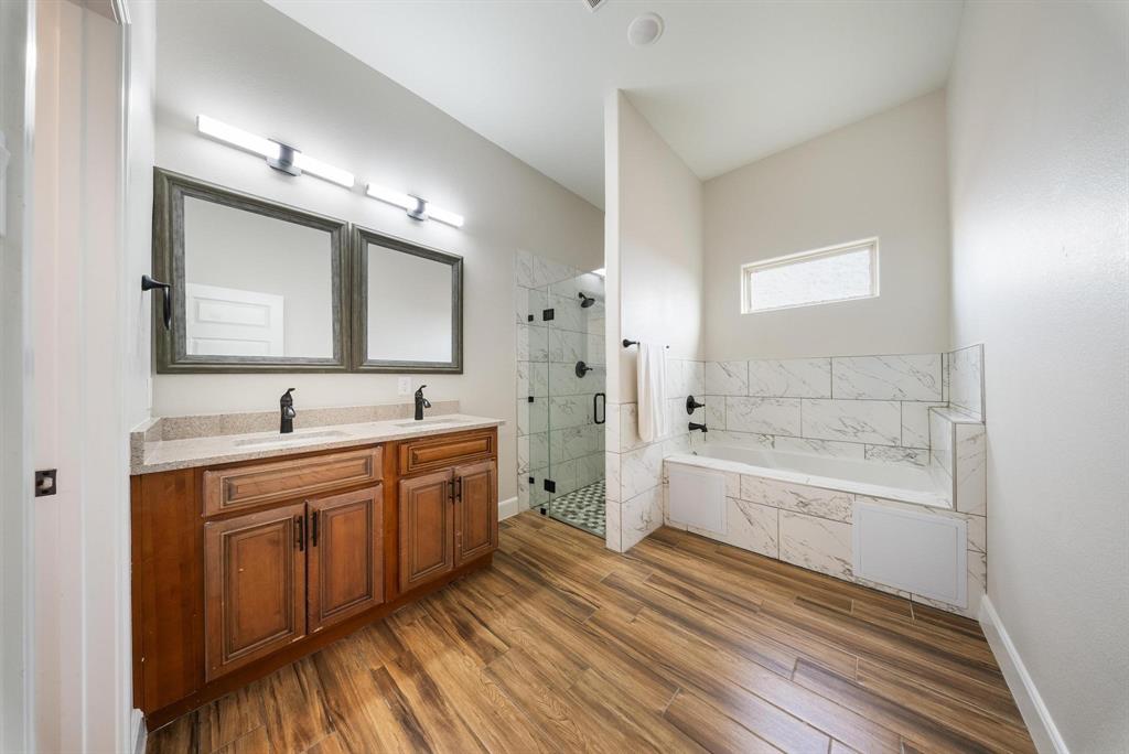 2019 Olivos Street, Missouri City, Texas image 13