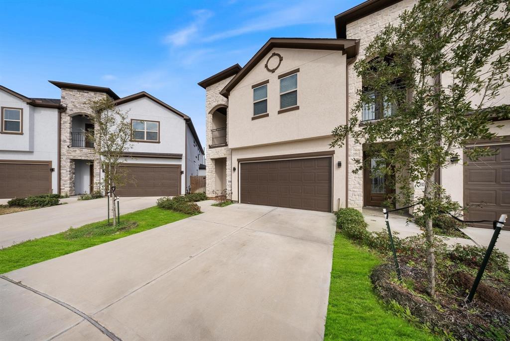 2019 Olivos Street, Missouri City, Texas image 3