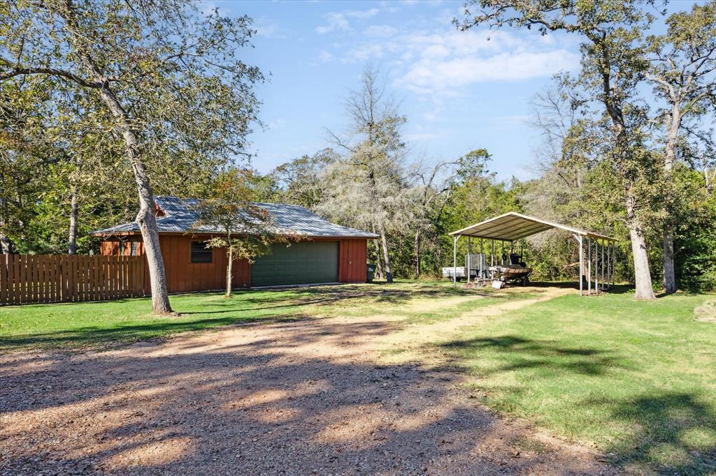 155 Oakwoods Drive, Bellville, Texas image 30