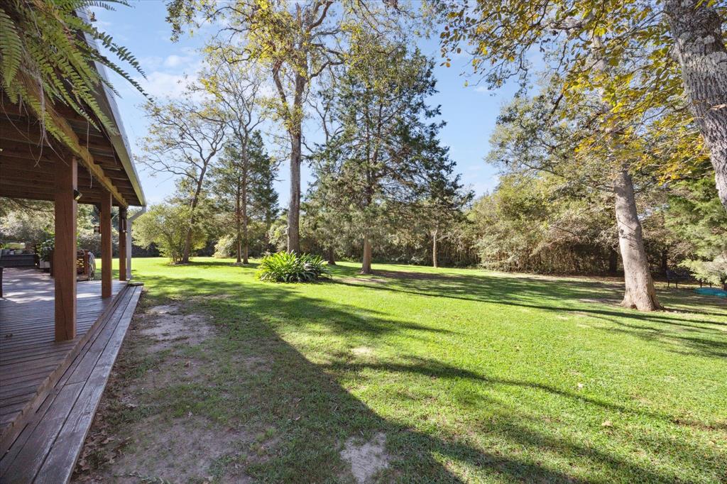 155 Oakwoods Drive, Bellville, Texas image 26