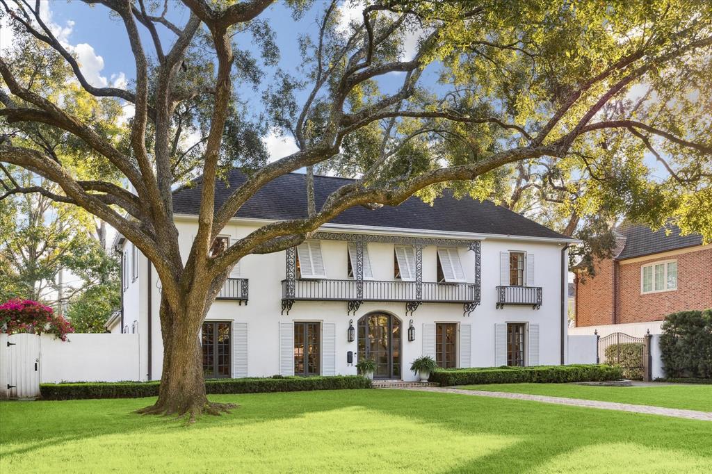 2129 Brentwood Drive