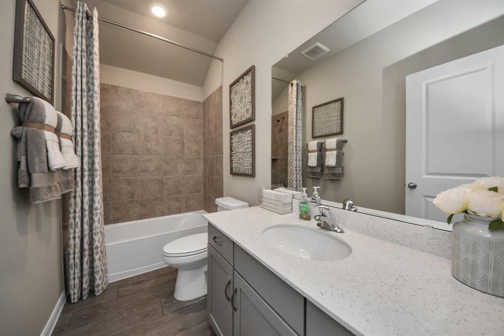 13023 Dianna Lee Drive, Crosby, Texas image 8