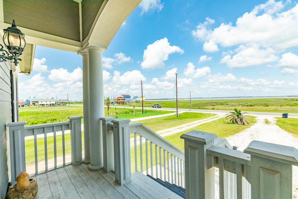 2106 Blue Water Highway, Surfside Beach, Texas image 4