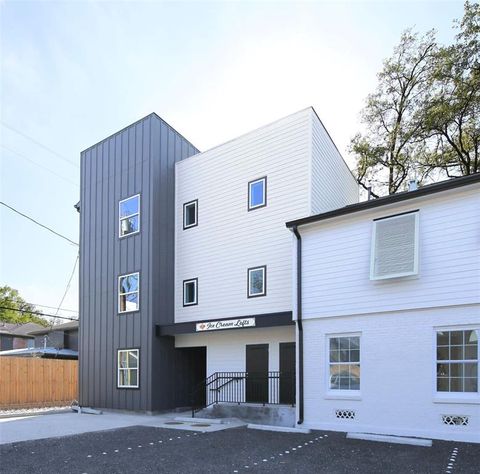 Photo of 1719 Westheimer Road #D, Houston, TX 77098 (MLS # 35839086)