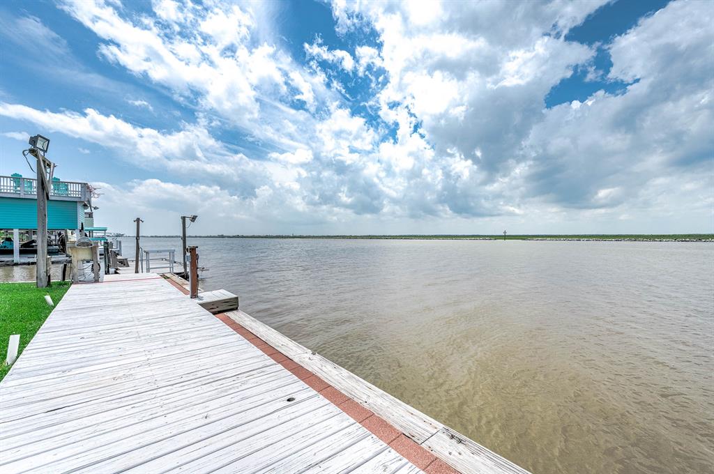 1331 County Road 230, Sargent, Texas image 33