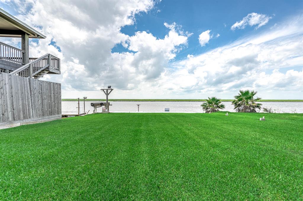 1331 County Road 230, Sargent, Texas image 32
