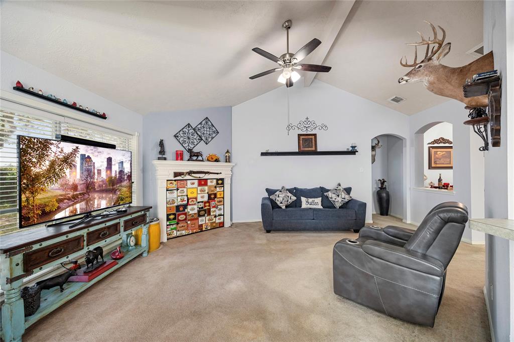 3318 Keithwood Circle, Pearland, Texas image 13
