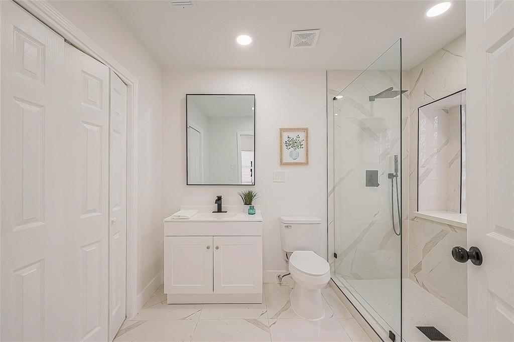408 Winnie Street, Houston, Texas image 16