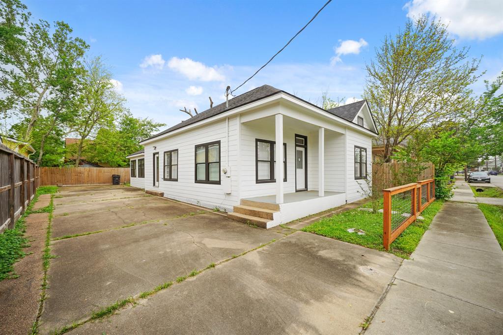 408 Winnie Street, Houston, Texas image 2