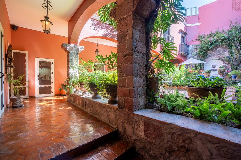 Tennessee 37700, Mexico, 3 Bedrooms Bedrooms, ,5 BathroomsBathrooms,Residential,Active,187718