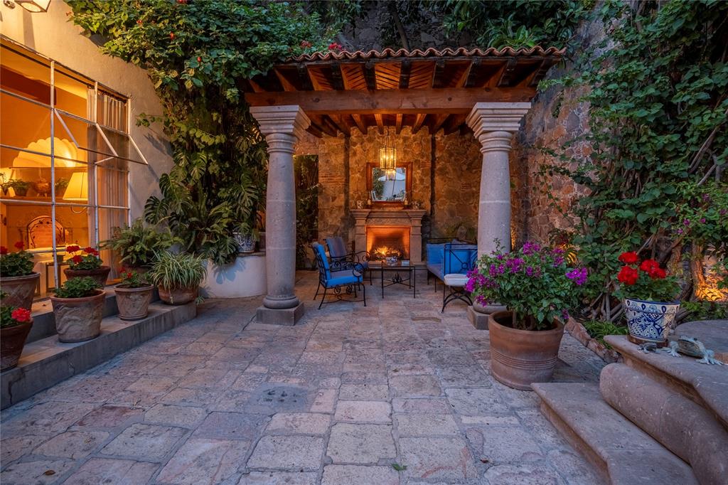 Tennessee 37700, Mexico, 3 Bedrooms Bedrooms, ,5 BathroomsBathrooms,Residential,Active,187718