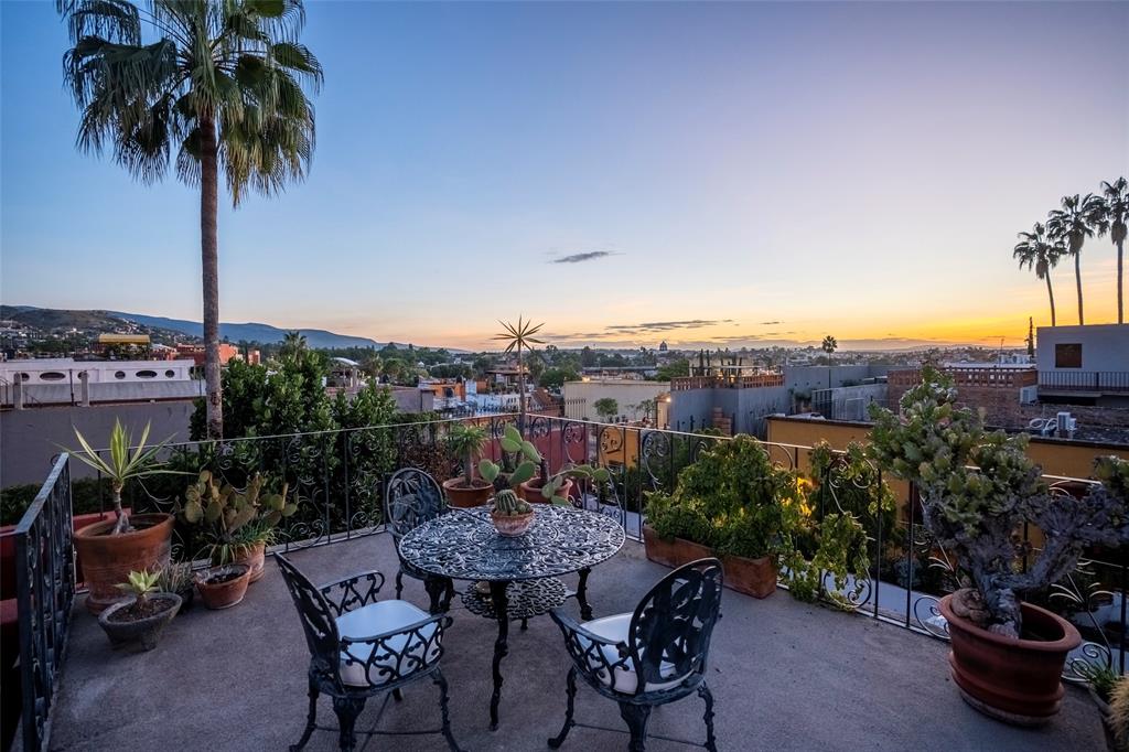 Tennessee 37700, Mexico, 3 Bedrooms Bedrooms, ,5 BathroomsBathrooms,Residential,Active,187718