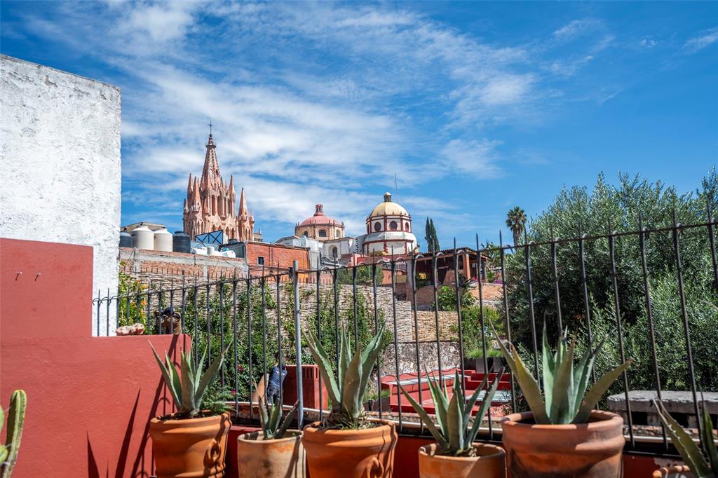 Tennessee 37700, Mexico, 3 Bedrooms Bedrooms, ,5 BathroomsBathrooms,Residential,Active,187718