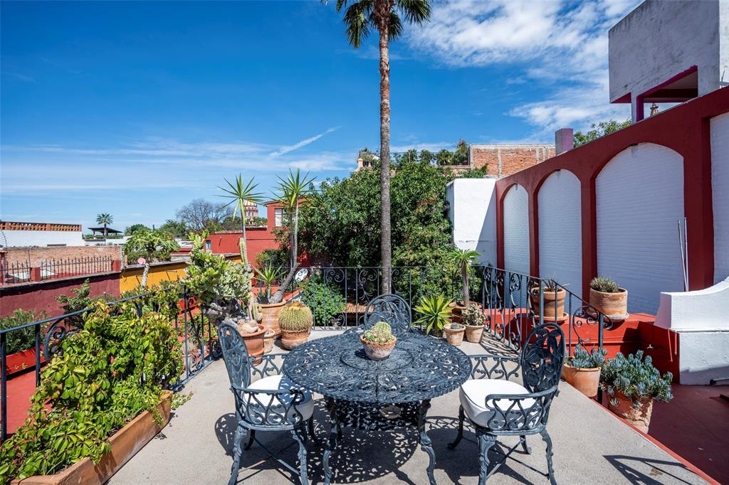 Tennessee 37700, Mexico, 3 Bedrooms Bedrooms, ,5 BathroomsBathrooms,Residential,Active,187718