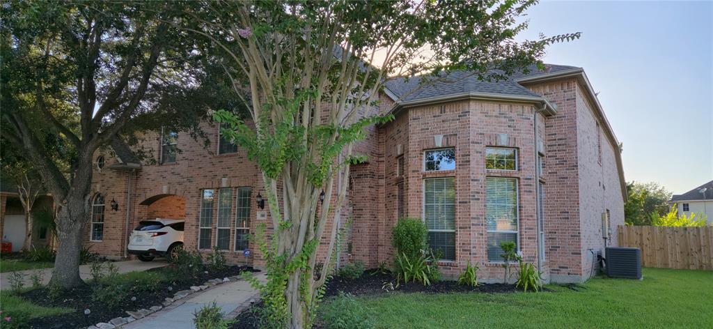 1910 Stable Stone Lane