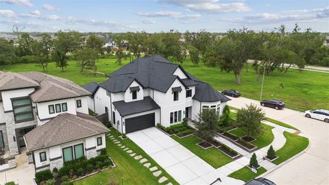 A home in Missouri City