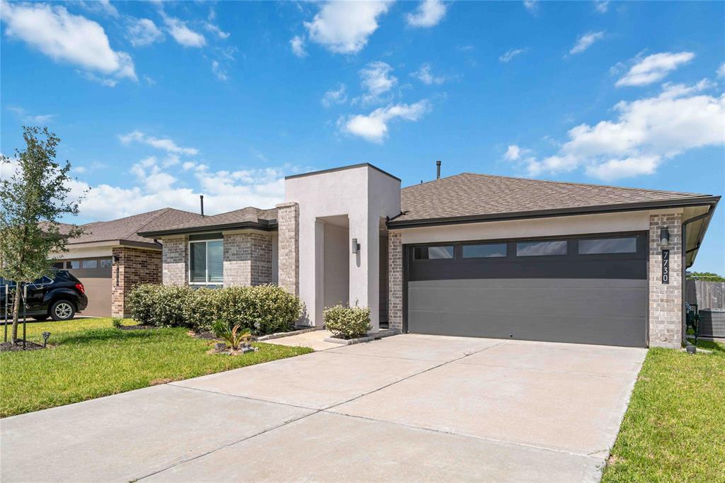 7730 Robert Lane