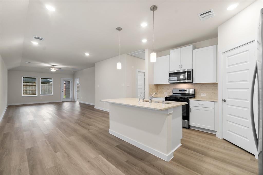 9418 Herons Preserve
