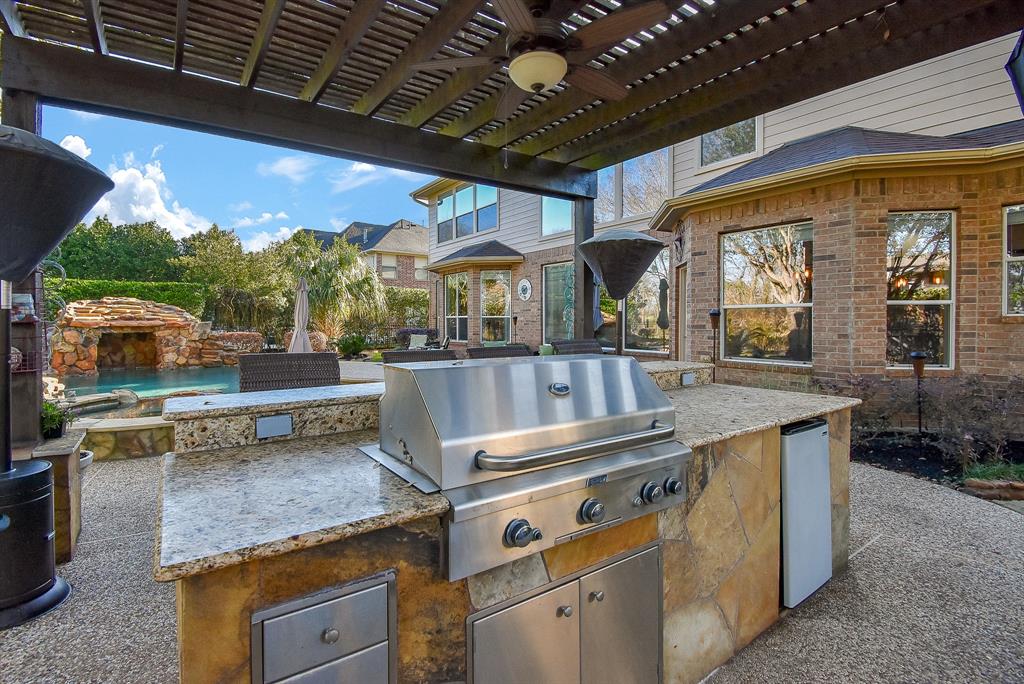 23422 Fairway Valley Lane, Katy, Texas image 5