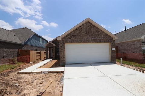 Single Family Residence in Cypress TX 21635 Sandy Dune Drive.jpg