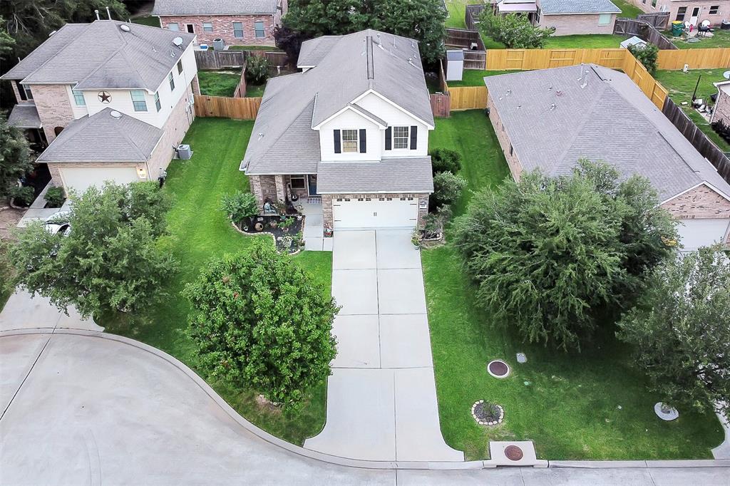 1703 Balsam Spruce Circle, Conroe, Texas image 33
