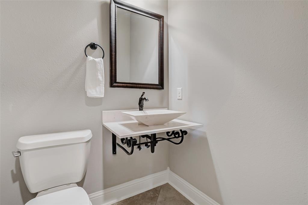 5115 Cinco Falls Drive, Katy, Texas image 22