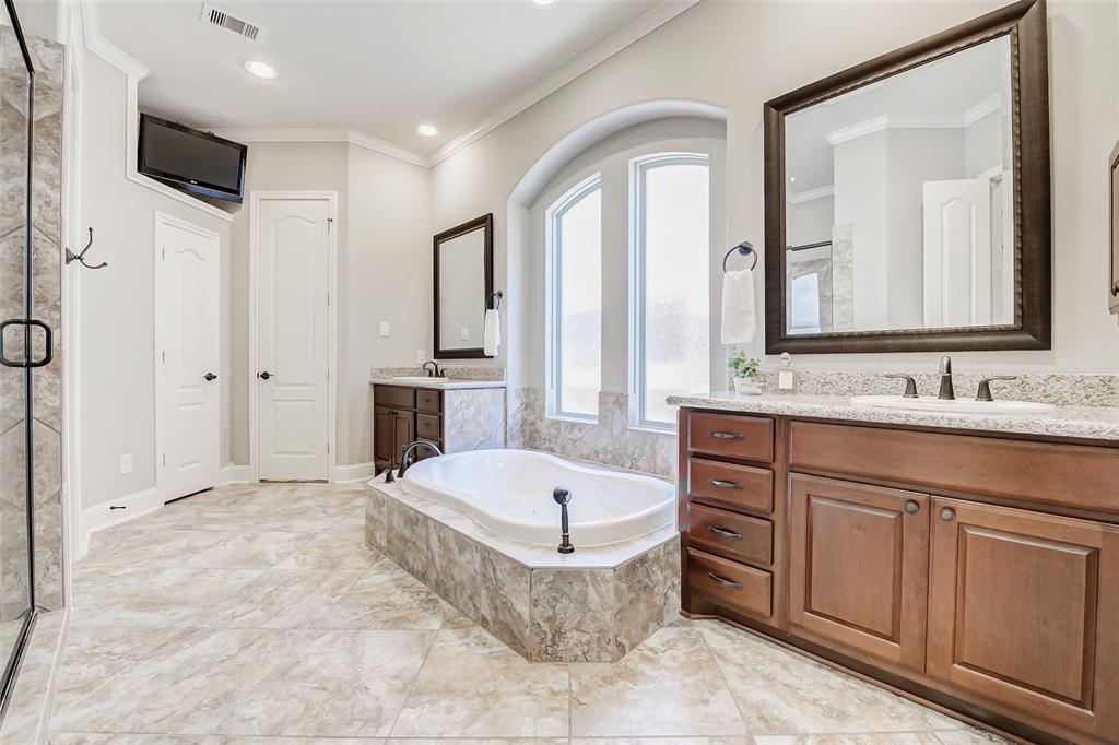 5115 Cinco Falls Drive, Katy, Texas image 24