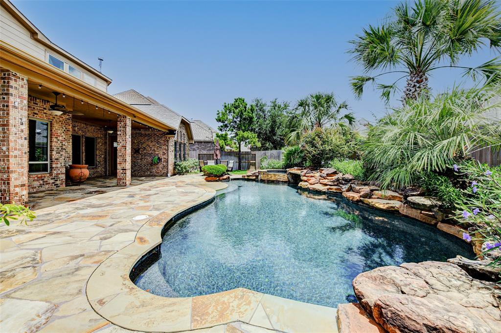 5115 Cinco Falls Drive, Katy, Texas image 39